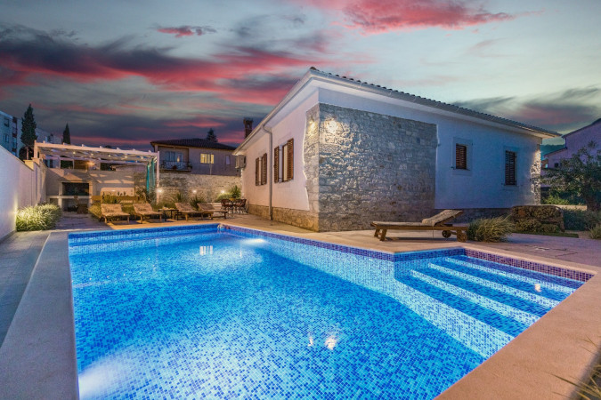 Exterior, Villa Grotta Istriana Pula, with pool, near centar and Arena Pula